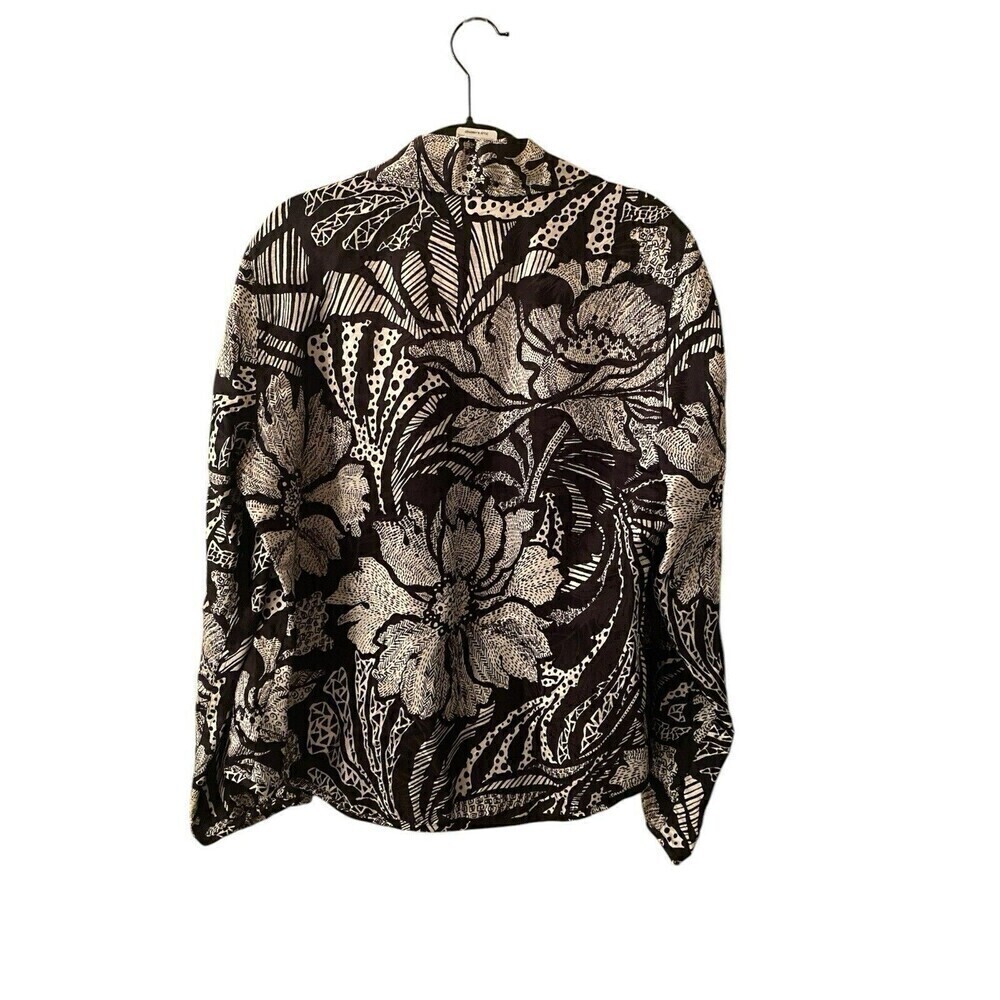 Chico's Shirt Women's 1 Black White Floral Print Rayon Long Sleeve Button-Up - Picture 2 of 6